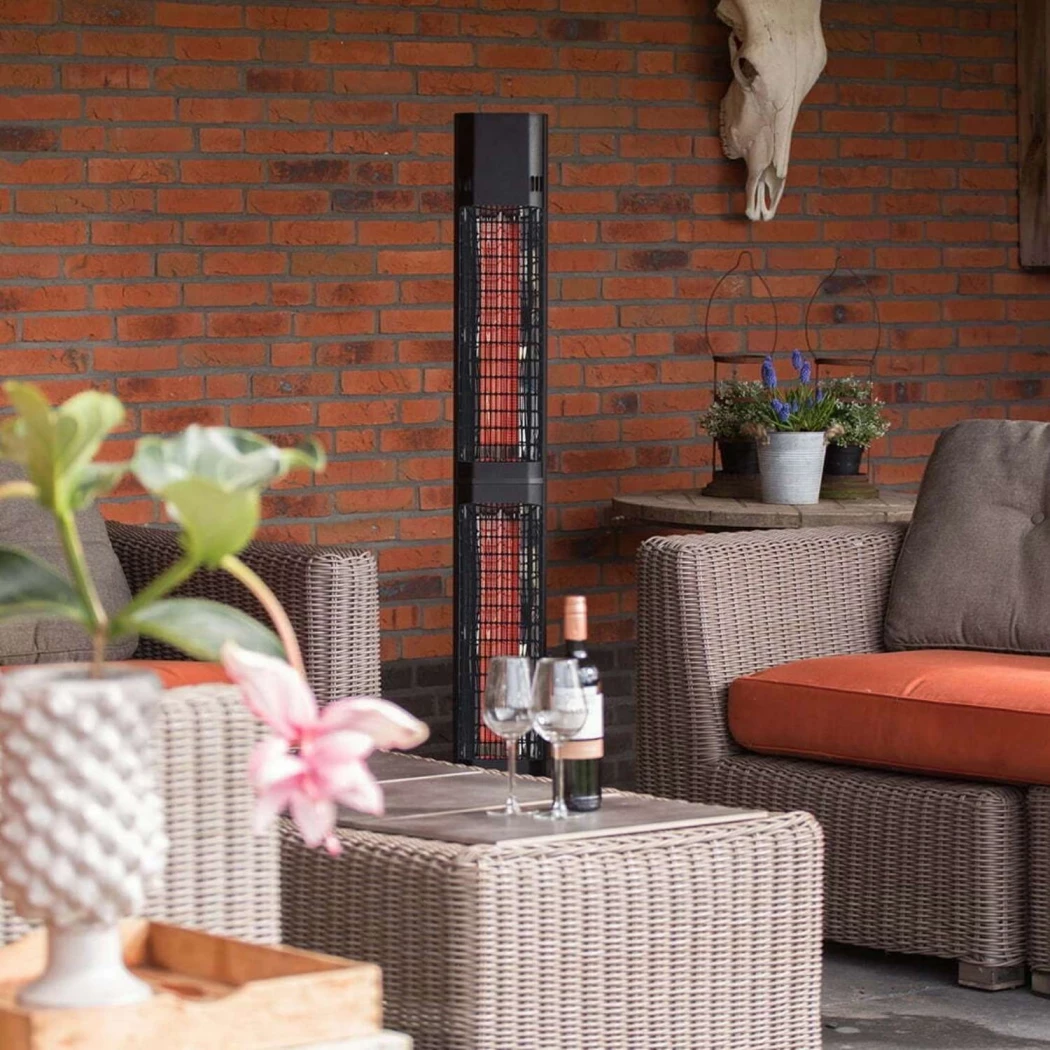 Valencia terrassevarmer under bord – 3000 watt Sunred  | Biopeiser-shop.no | Frittstående Elektrisk Terrassevarmer