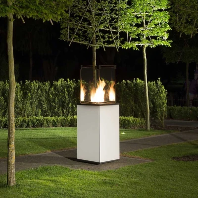 Deluxe Patio outdoor gasspeis - hvit | Biopeiser Shop Flott frittstående Deluxe Patio utendørs gasspeis i hvit