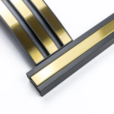 Sway Classic elektrisk peis med frontpanel i messing – innebygd elektrisk peis