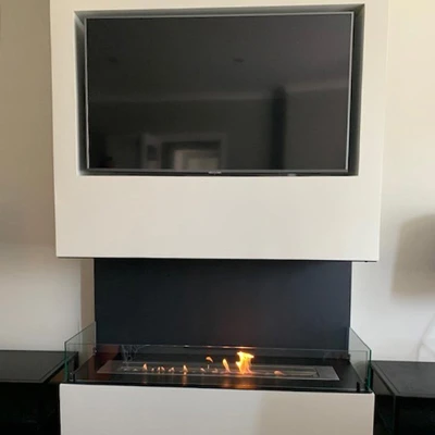 Foco Three 1200 - 3-sidig biopeis til installasjon| Biopeiser-shop.no Foco Three 1200 3-sidig biopeis, innebygging i utstående vegger.