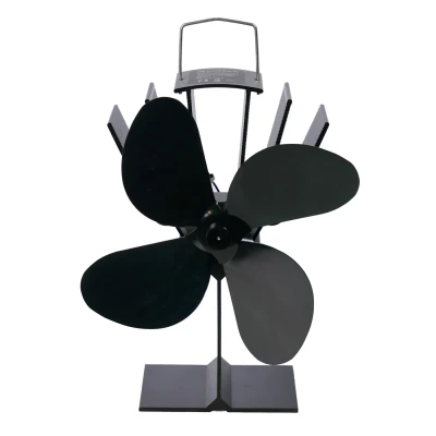 Sort peisvifte med 4 stålblader, designet for vedovner og bioetanolpeiser - forbedrer varmefordelingen.