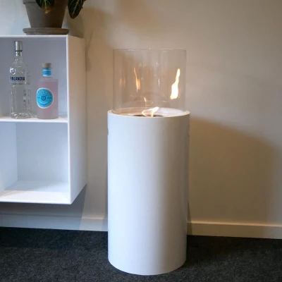Hvit sylinder biopeis for bruk innendørs og utendørs Frittstående biopeis i hvit - 0,3L