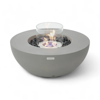 Roca biopeis – Space Grey med kraftfull 8,2 kW brenner og moderne design. Roca biopeis i Space Grey – rund fiberbetongpeis med bronsefarget dekorglass og glassinnsats.