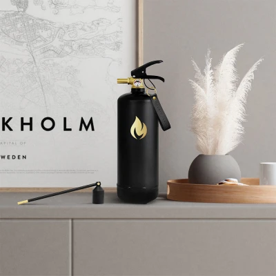 Nordic Flame Brannslukningsapparat 2 kg - Svart med gullemblem