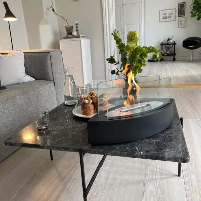 Lekker bordpeis i et stilfullt design med en elegant form Lekker bordpeis til bioetanol til bordet