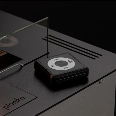 Planika FLA4+ 590 høy-end automatisk bioetanol peis