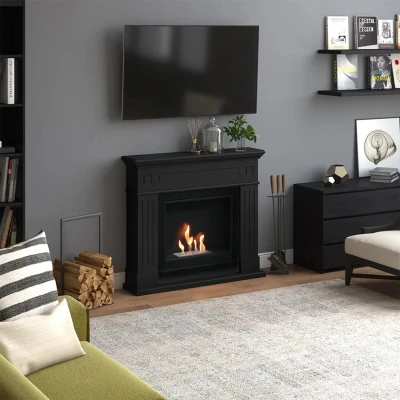 Lønstrup Sort Biopeis – i et elegant og moderne svart design. Lønstrup Sort Biopeis peis i et elegant og moderne svart design