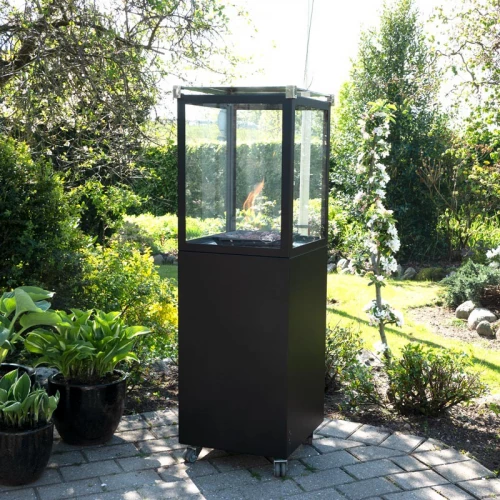 Muztag Marbella terrassevarmeren i svart | Biopeiser Shop Marabella utendørspeis i svart fra Muztag