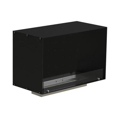 Foco One 800 - en-sidig bioetanol peis til installasjon i en vegg, med flammesyn fra fronten.