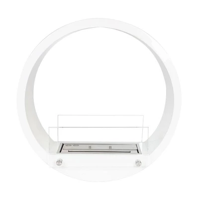 Hvit sirkulær innebygd biopeis med en brennetid på ca. 4 timer.