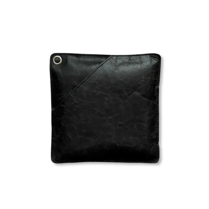 Grytekluter i svart lær Stuff Design